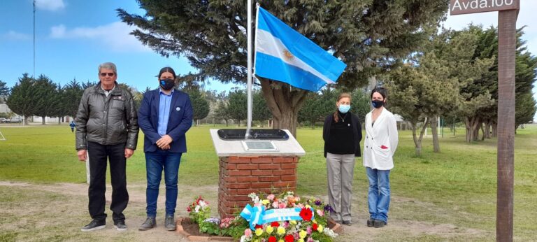 Inauguración del Monolito y placa conmemorativa en homenaje a los 44 Tripulantes del Submarino ARA San Juan