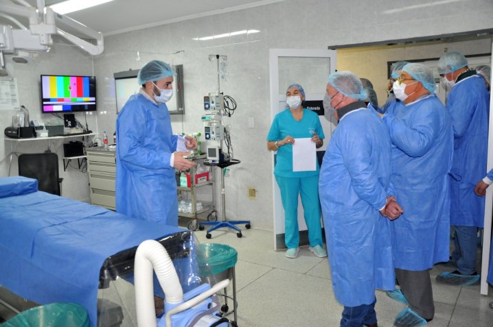 Tandil: Recorrida por el Hospital Municipal