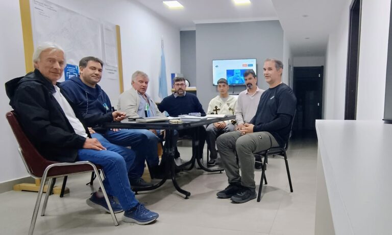 Encuentro en Necochea para unificar criterios en instalaciones eléctricas