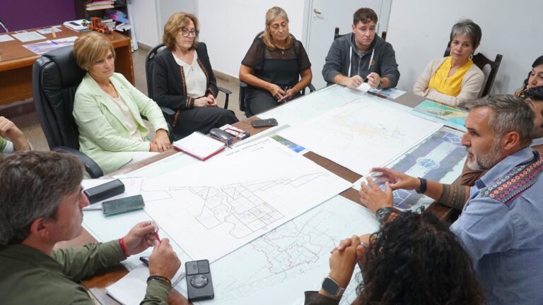 Necochea: participamos en una reunión clave sobre el ordenamiento territorial