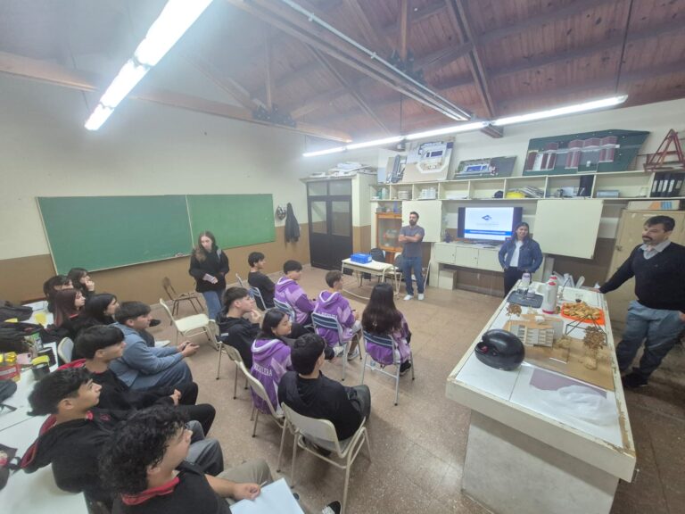 El CTPBA D5 fortalece el vínculo con estudiantes de 7° año a través de charlas institucionales